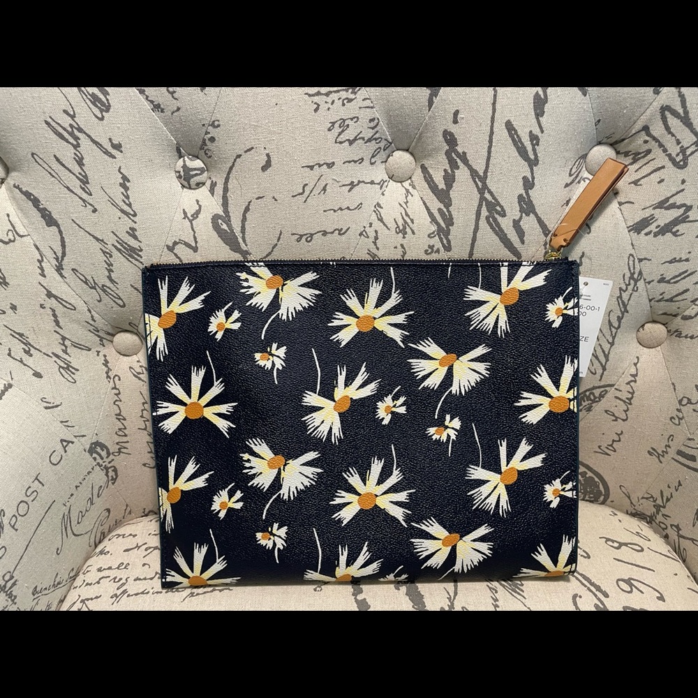 New Banana Republic faux leather floral Daisy navy preppy pouch clutch handbag